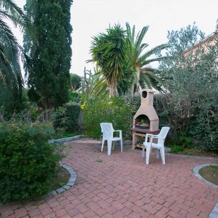 Daire Sleeps 4 Air Con T421650