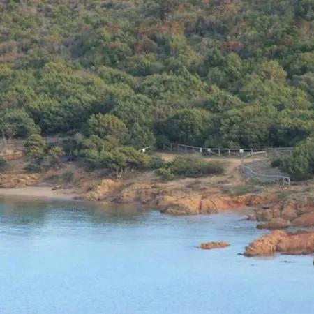 Daire Sleeps 4 Air Con T421650 Budoni